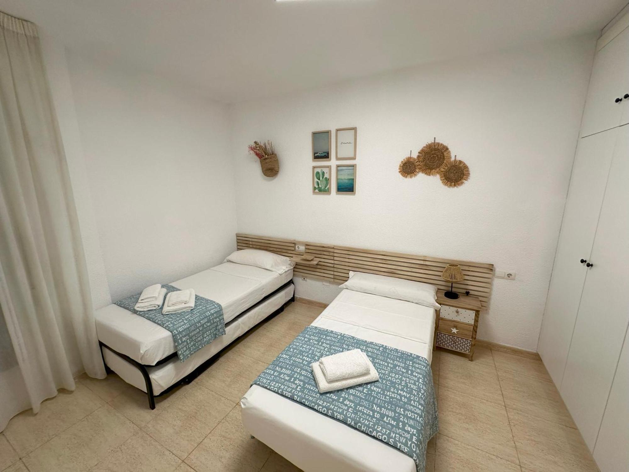 Alicante Beach And Center Exterior foto